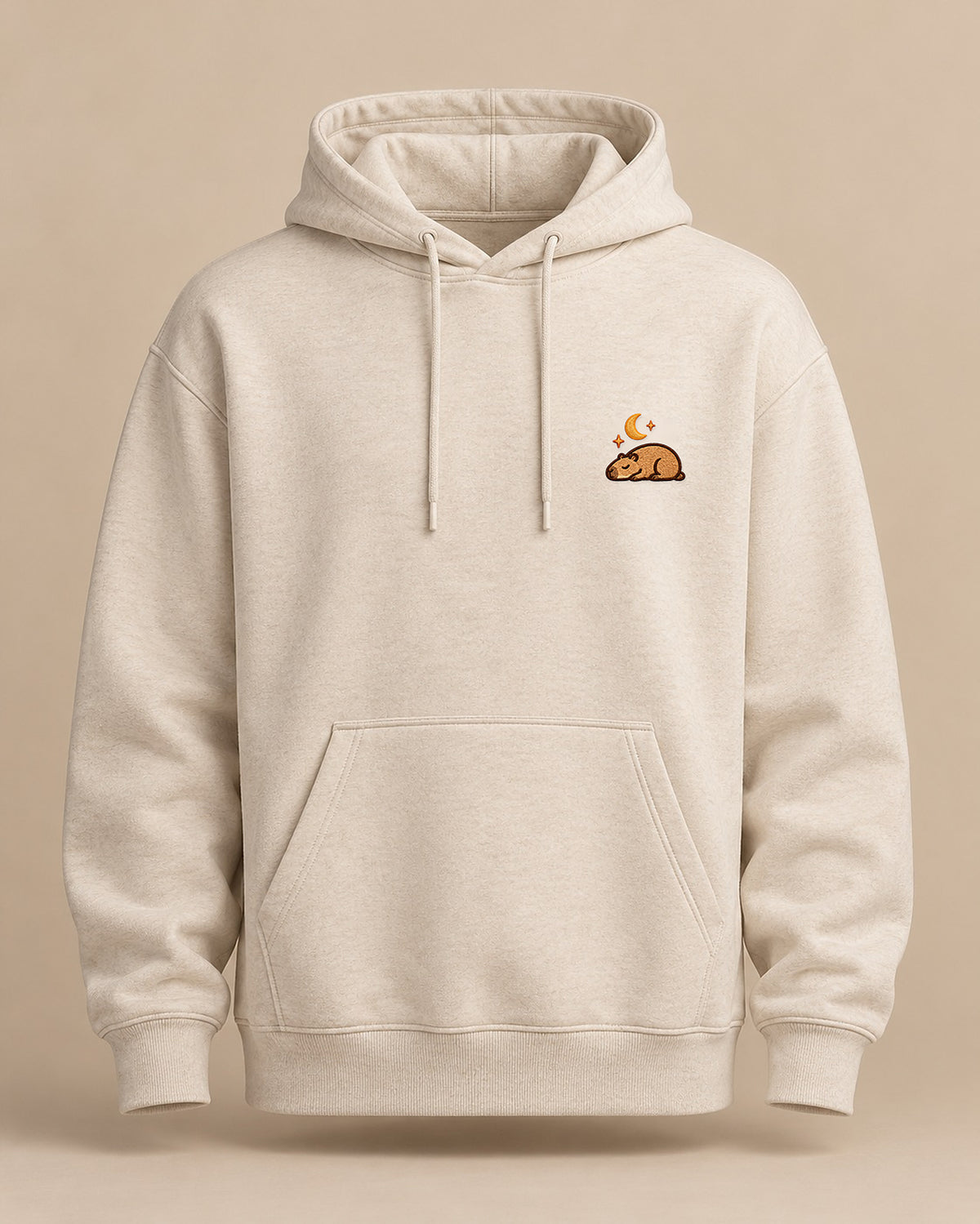 Astro_Mellowbara – neutrales Produktbild der Kapuzenpullover mit kleiner Stickerei
